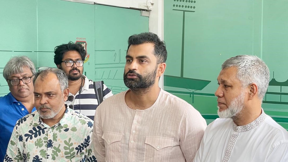 ‘আগে নির্বাচনের ফিক্সিং বন্ধ করেন, এরপর ক্রিকেটের ফিক্সিং বন্ধ করবেন’